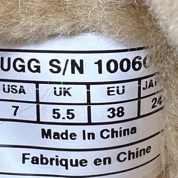 UGG Women’s Classic Short Leopard Brown Suede Winter Boots Size Size US 7 - Picture 10 of 10